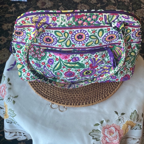 🌻SALE🌻Hand bag in Viva la Vera design - Picture 7 of 13